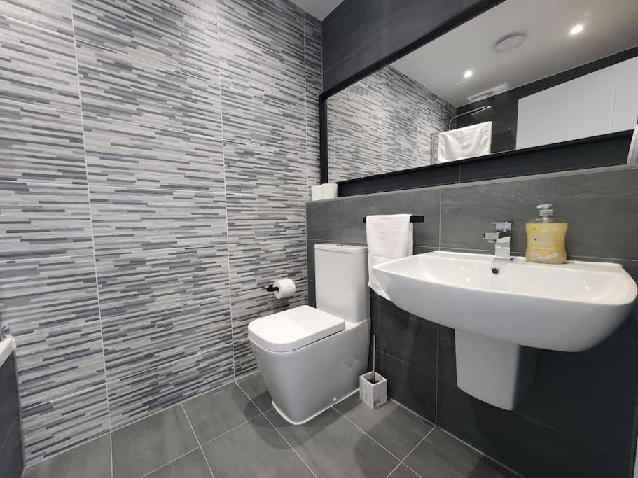 Paradigm Court, Modern 2-Bedroom Apartment F2, Οξφόρδη Εξωτερικό φωτογραφία